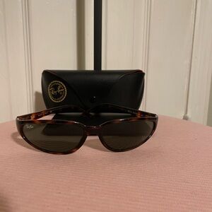 Ray-Ban Brown Sunglasses with Black Case